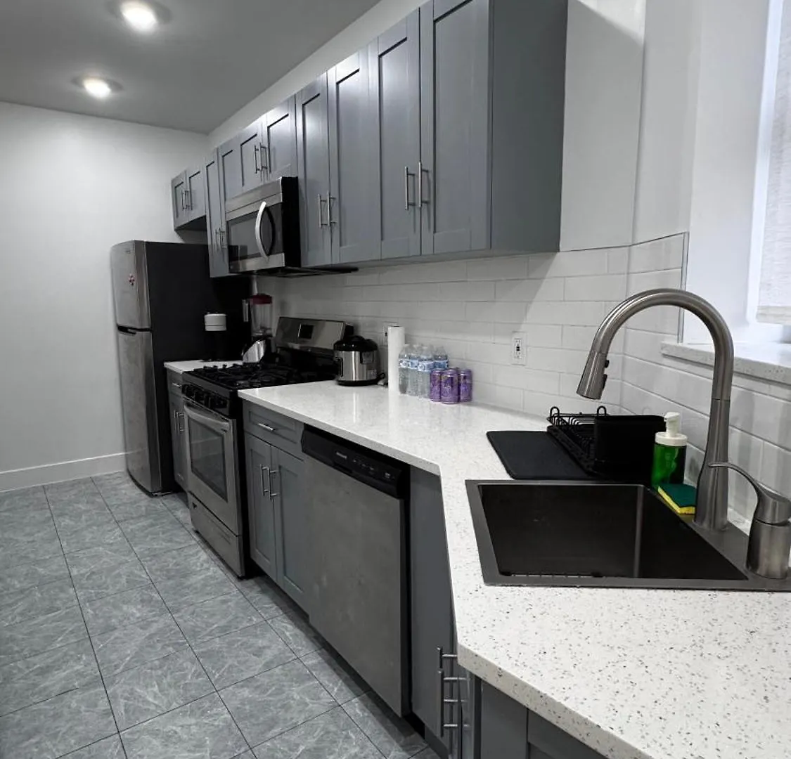 Beautiful Bedroom With Attached Bathroom, 15 Minutes From Nyc West New York United States